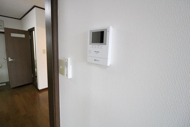 セキュリティ　モニター付きインターホン