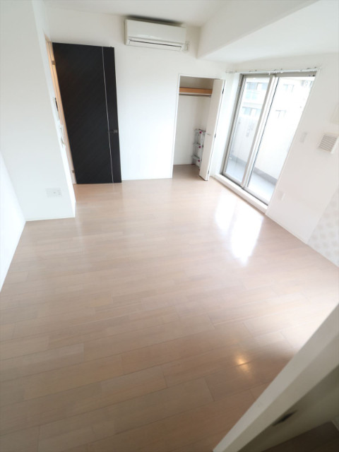 その他部屋・スペース　8.1帖の洋室です