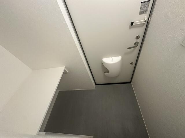 玄関　玄関?