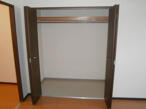 収納　クローゼット