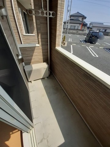 バルコニー　バルコニーがあります