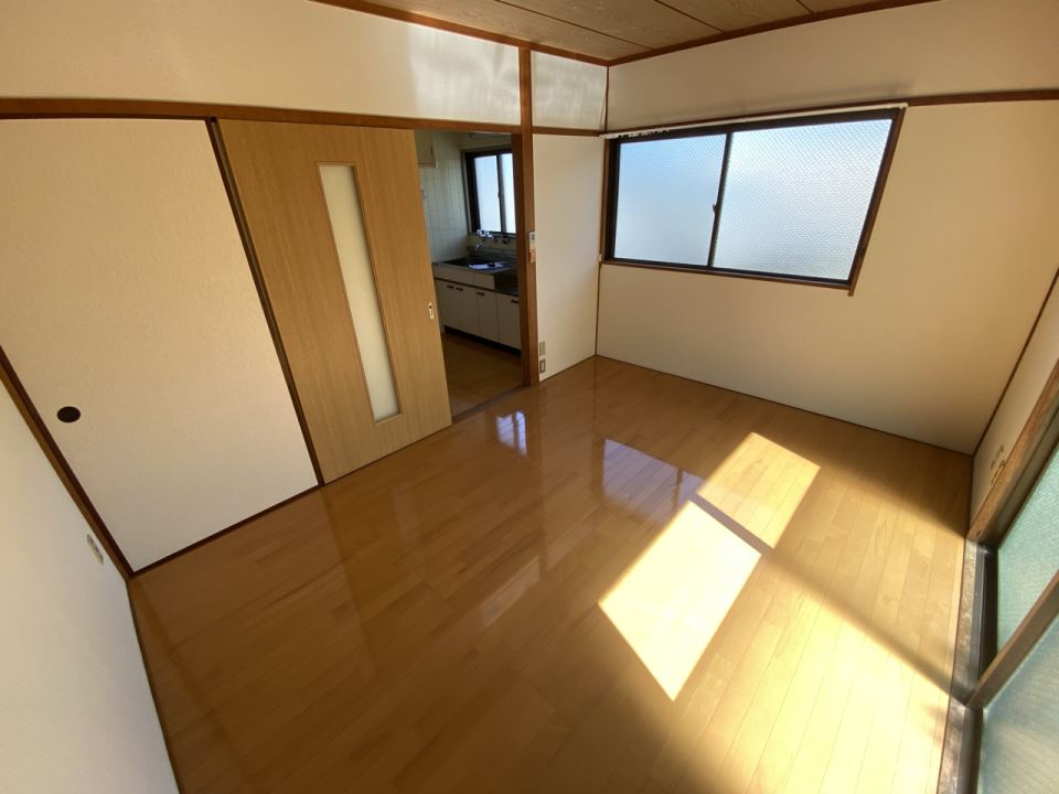 その他　引き戸は部屋を広く使えます