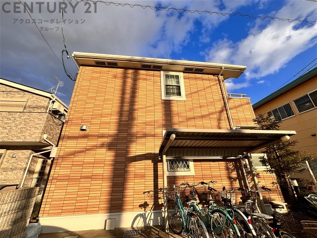建物外観　居住者専用のごみ置き場があります！