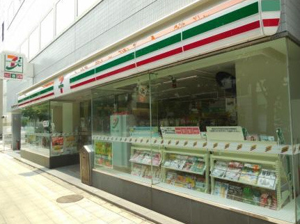 コンビニ　セブンイレブン日本橋小伝馬町店（コンビニ）まで248m