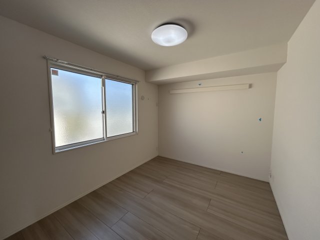 洗面設備　※同施工メーカーの内装写真です