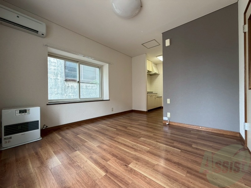 居室・リビング　広くてキレイなお部屋が広がっていて、充実した生活が送れそう。