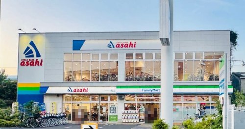 コンビニ　ファミリーマート 東砂七丁目店（コンビニ）まで679m