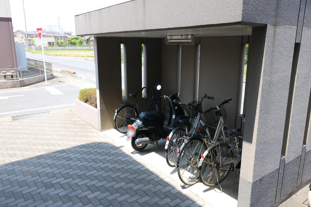 マンションクレアBの外観写真