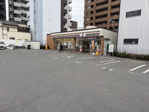 コンビニ　セブン-イレブン 大阪千代崎２丁目店（コンビニ）まで103m