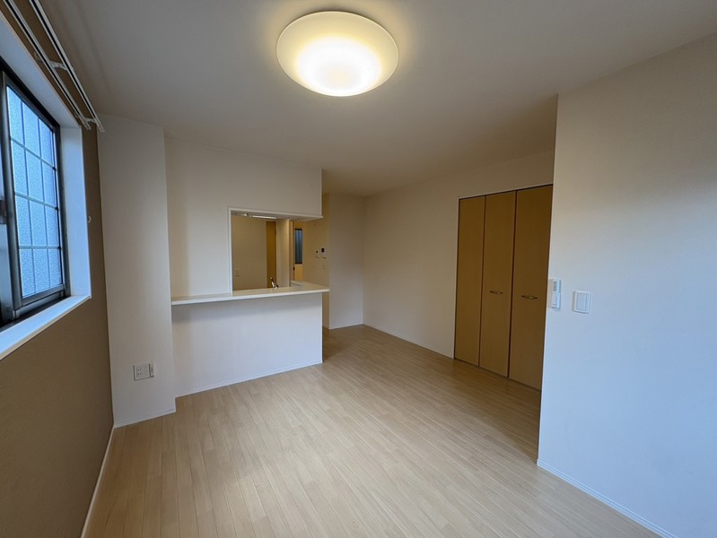 West HouseIIの居間写真