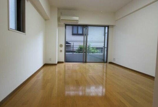 居室・リビング　別部屋の画像を使用しております。