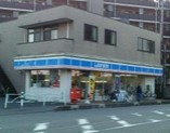 コンビニ　ローソン 草加瀬崎町（コンビニ）まで877m