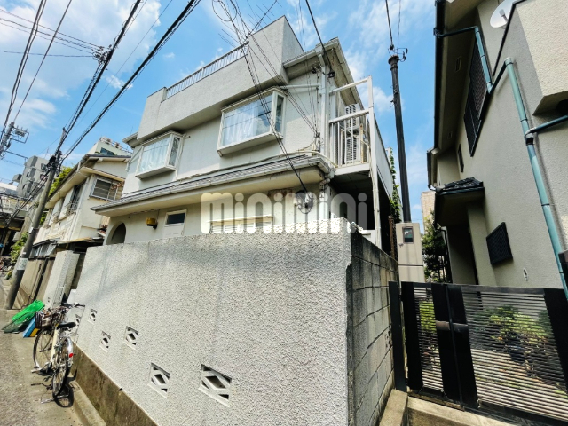 建物外観　阿佐ヶ谷の商店街まで徒歩１分