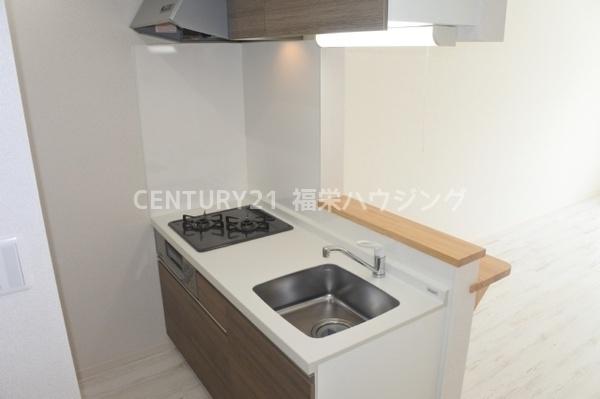 ラージヒル鶴見緑地のキッチン写真