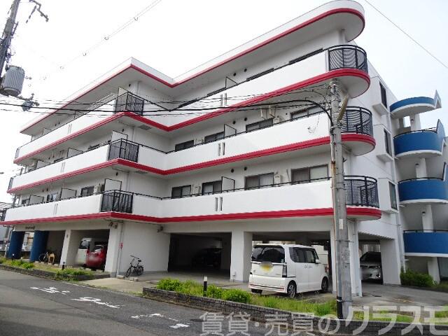 建物外観　オートロックあり♪