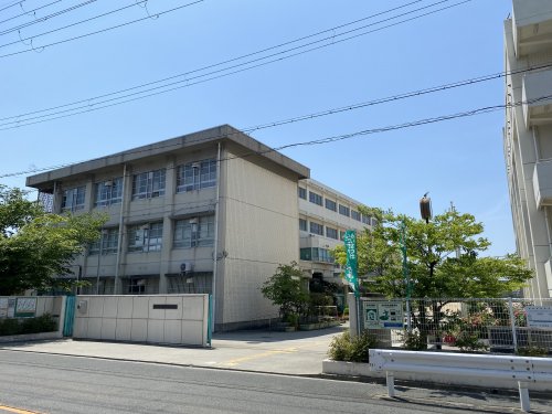 寝屋川市長栄寺町21テラスハウスの周辺写真