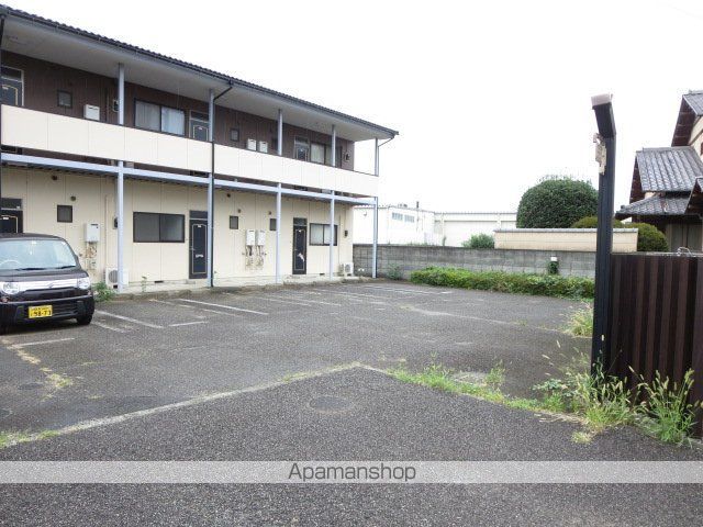 ロイヤルハイツの外観写真