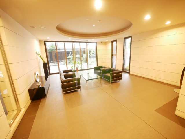 ロビー　リライフ浅草店