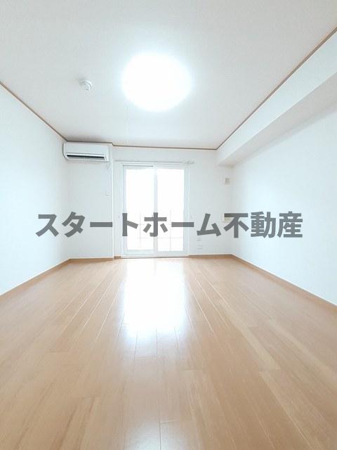 居室・リビング　居間です