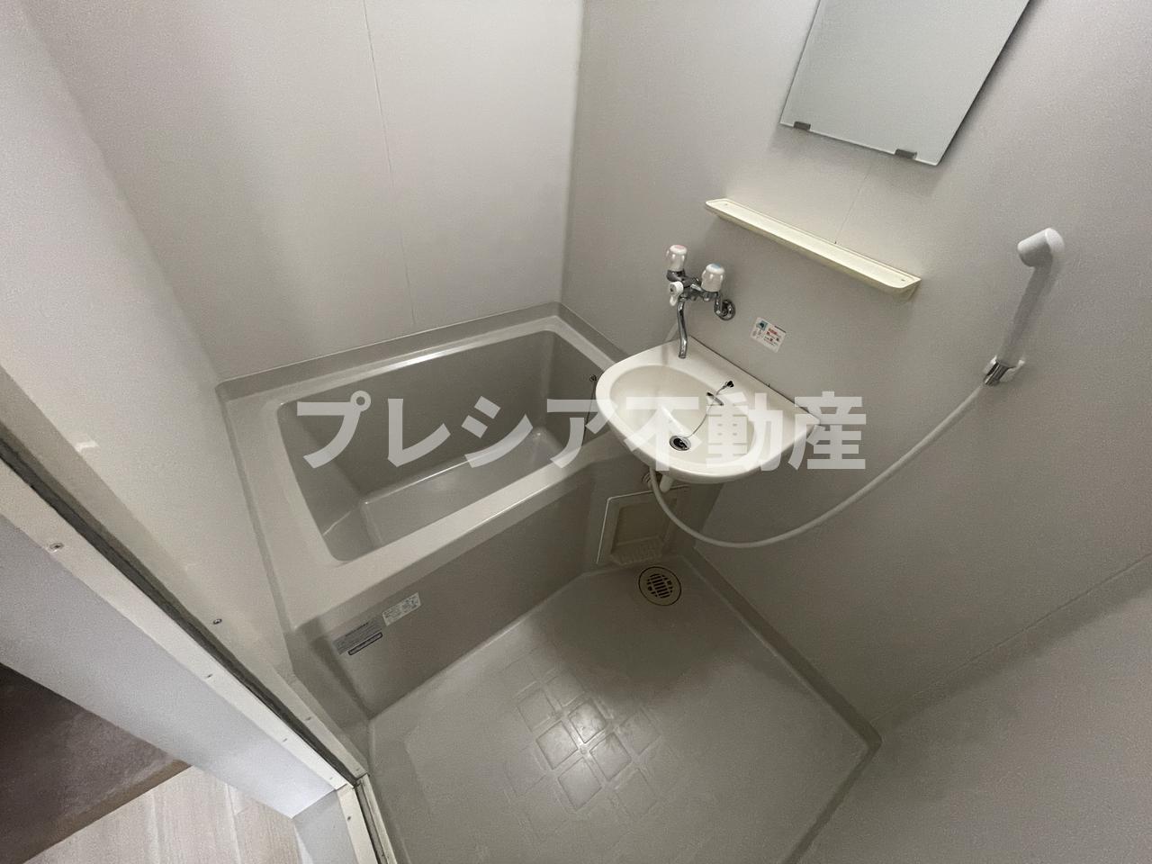 ラッキータウン 2番館の風呂写真