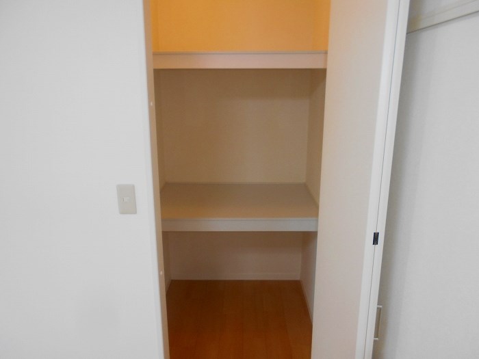 収納　別部屋参考写真