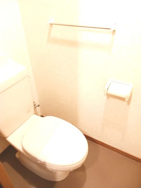 東急東横線 元住吉駅 徒歩7分 4階建 築23年のトイレ写真
