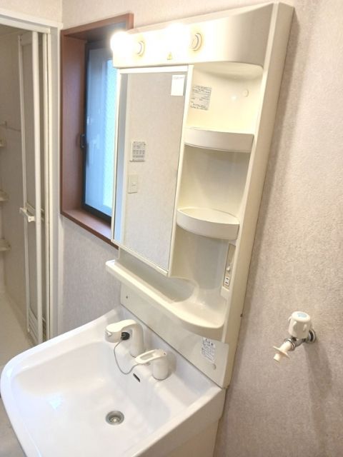 東急東横線 元住吉駅 徒歩7分 4階建 築23年の内装写真