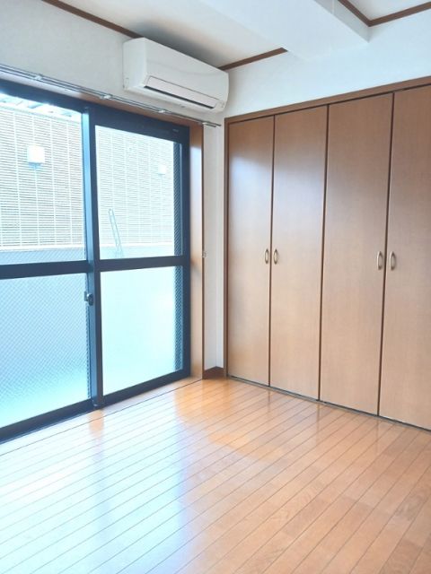 東急東横線 元住吉駅 徒歩7分 4階建 築23年の居間写真