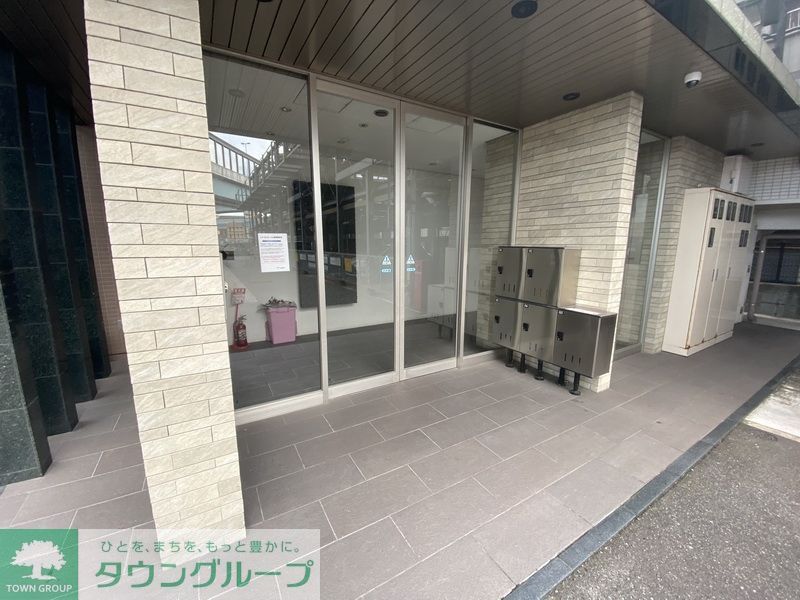 エントランス　エントランス