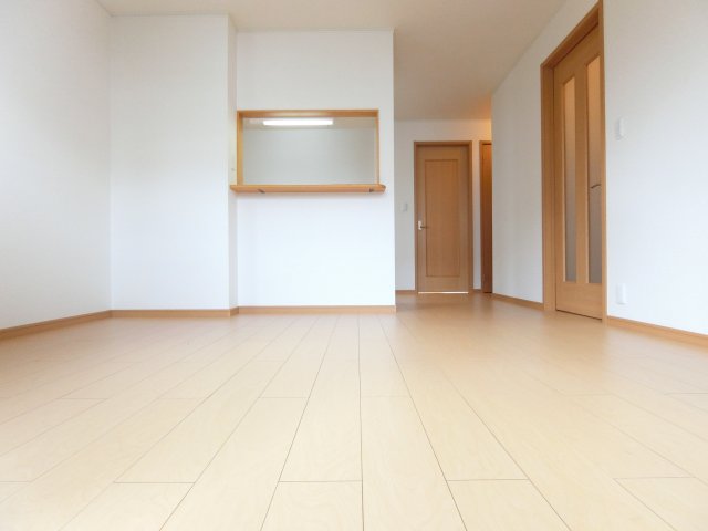 パレスハーモニーの居間写真