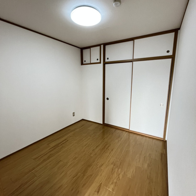 京阪本線 西三荘駅 徒歩19分 4階建 築31年の内装写真