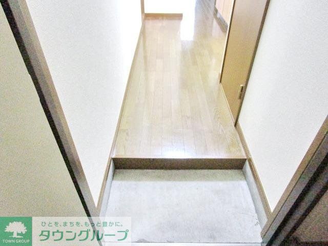 シャルマン草加の玄関写真