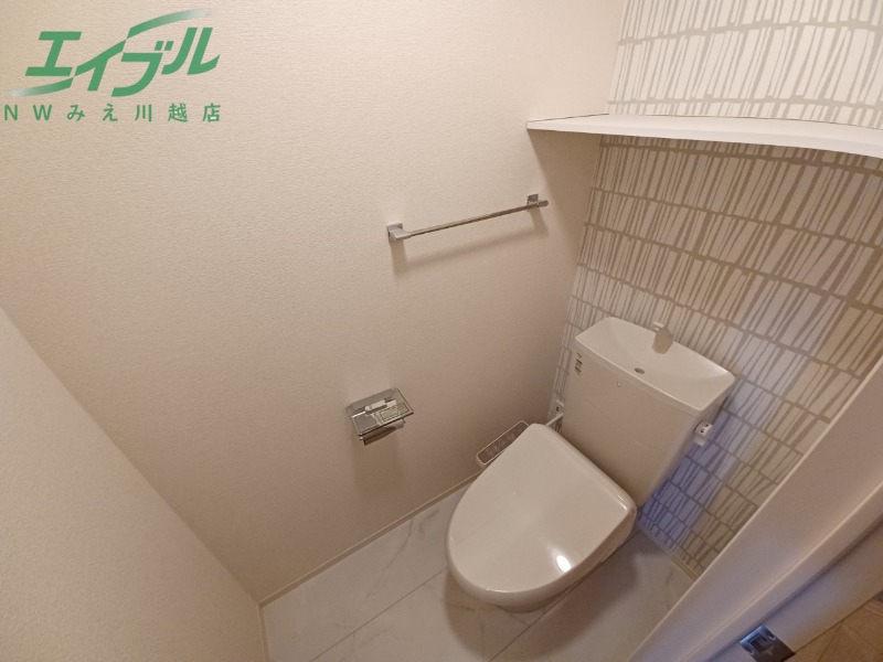 トイレ　同型参考写真