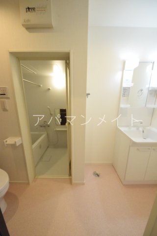 その他設備　室内洗濯機置場になります。