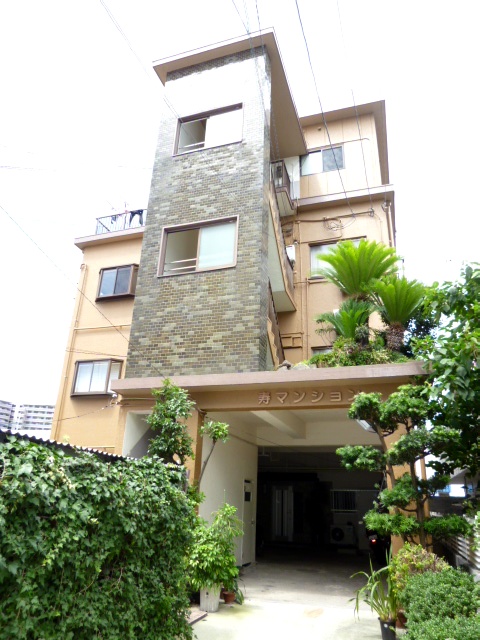 建物外観　外はこのようになっています