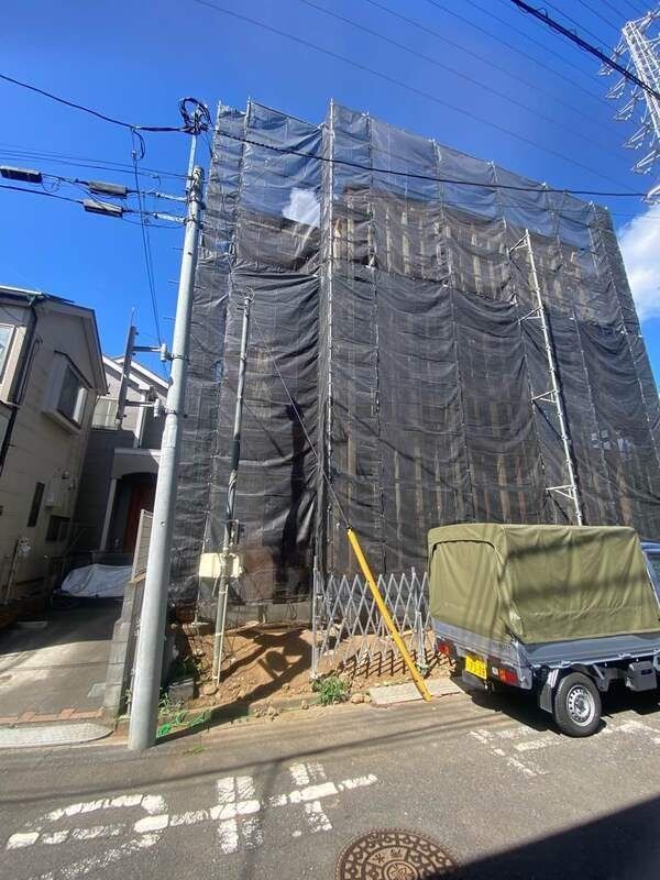 建物外観　建築中