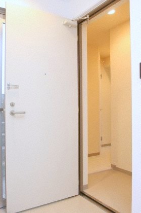 玄関　ゆとりのある玄関です♪