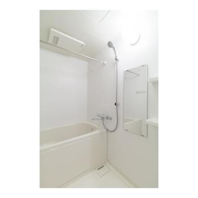 バス・シャワールーム　※写真は同タイプ住戸です。