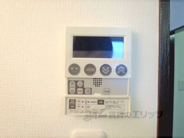 その他設備　給湯器リモコン