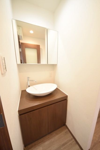 洗面設備　内装