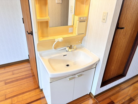 洗面設備　独立洗面台