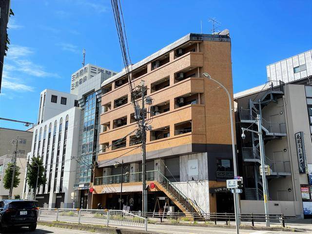 サンプラーザの建物外観