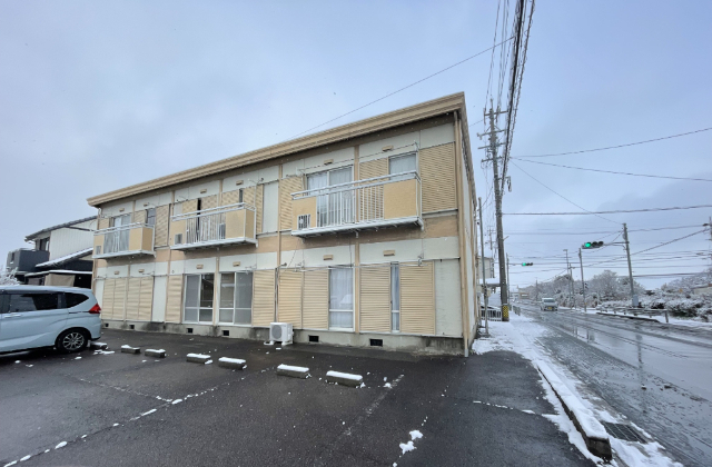 サンロイヤル東山の建物外観