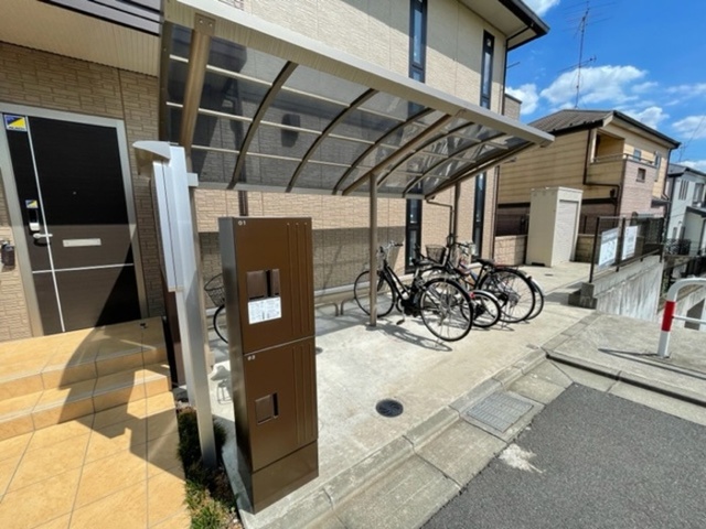 ロビー　宅配ボックス