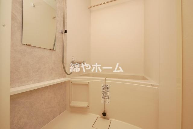 バス・シャワールーム　ゆったり過ごせるお風呂です