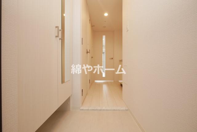 玄関　シンプルで使いやすい玄関です