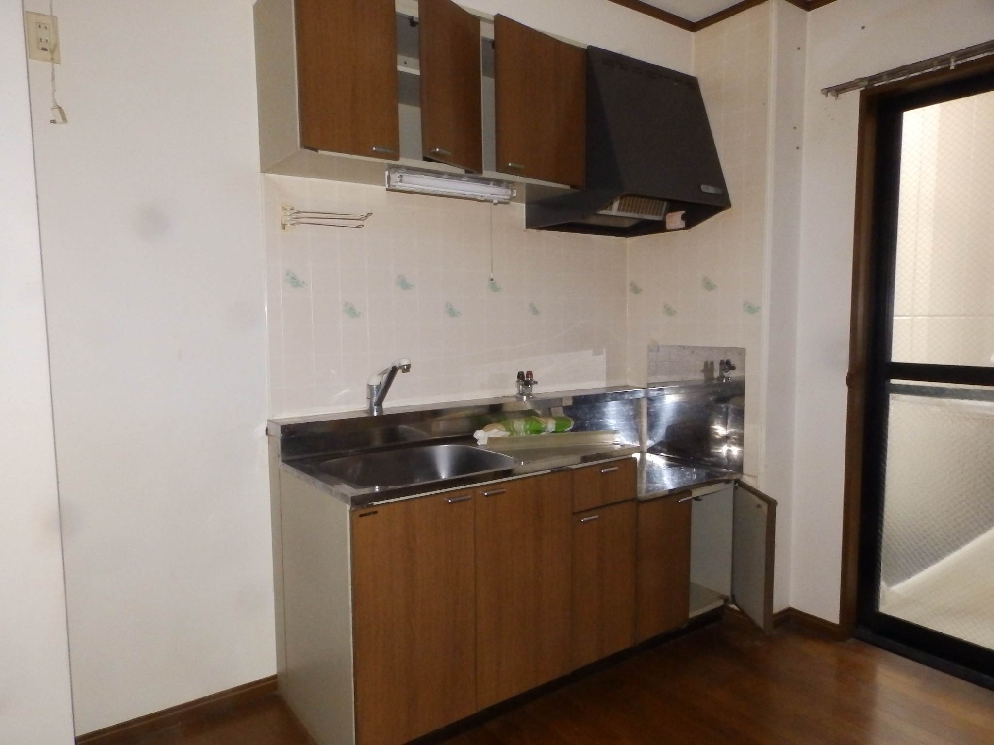 キッチン　コンロはご準備ください