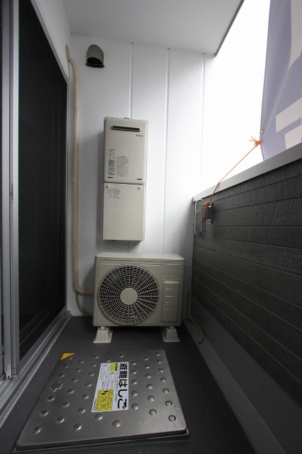 バルコニー　同物件別号室の写真