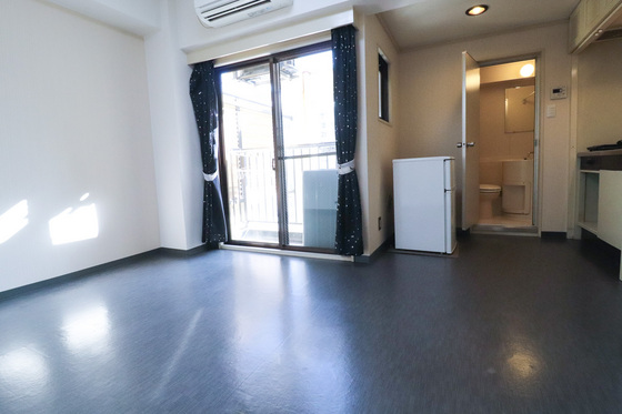 居室・リビング　※別部屋の写真です