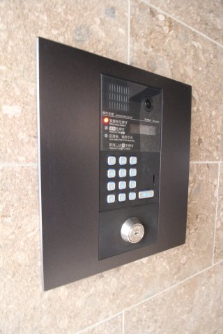 エントランス　ラプレ本駒込　文京区本駒込１